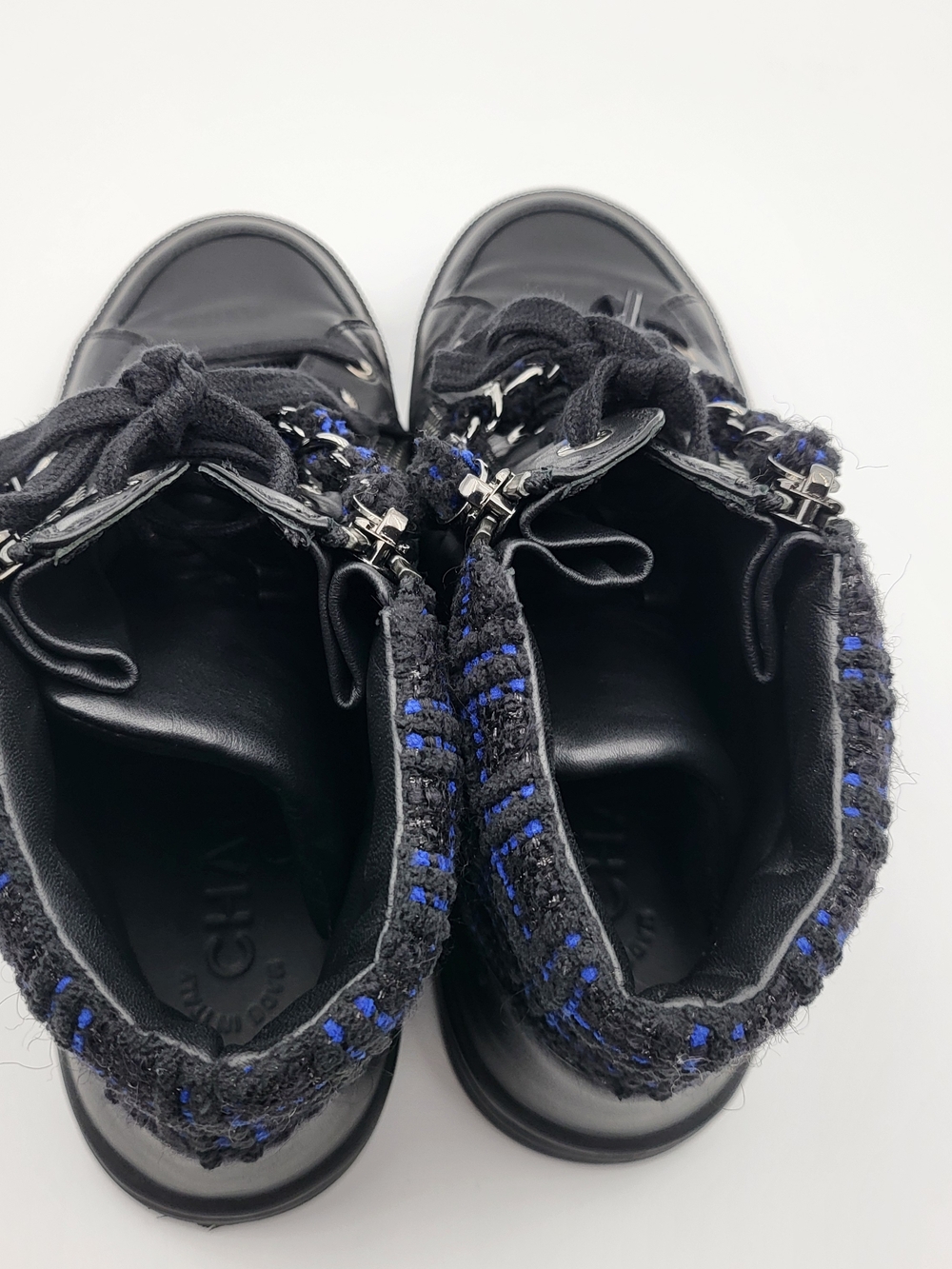 CHANEL LAMBSKIN LEATHER TWEED ZIPPED HI-TOP SNEAKERS 6.5. Authentic. - Picture 11 of 12